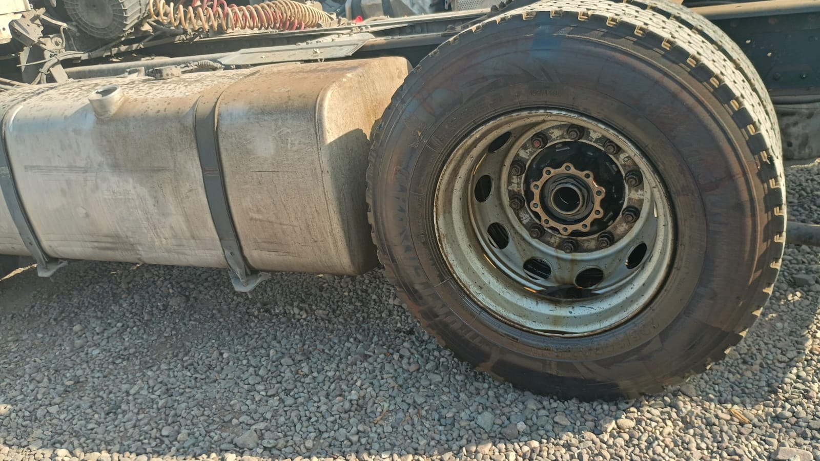 CARROCERíA FRIGORíFICA DAF CF75 FT 2013  USADA  EN DESARME